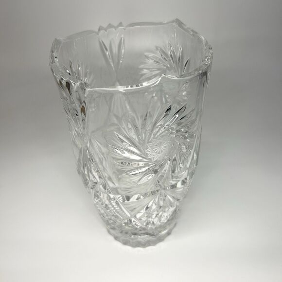 9” Hand Cut Crystal Lead Glass Vase Pinwheel Star Of David Heavy Vintage - Picture 3 of 10